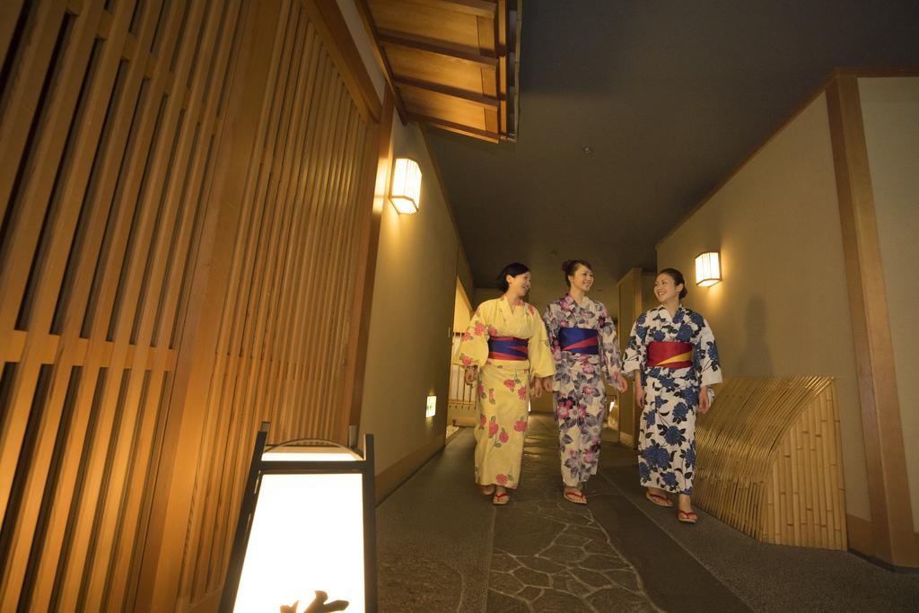 Suimeikan Gero Eksteriør bilde A traditional Japanese inn